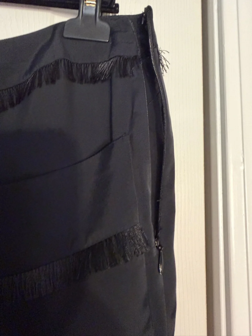 Black Chanel fringe viscose pants. FR42